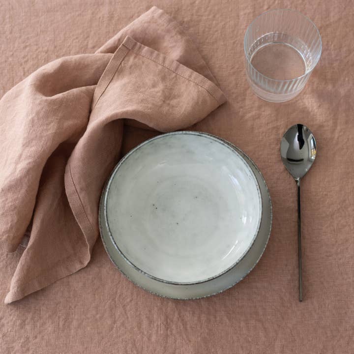 Linen Tales - Wholesale Dinner & Cloth Napkin - Cafe Creme Lightweight Linen Napkins Set of 2