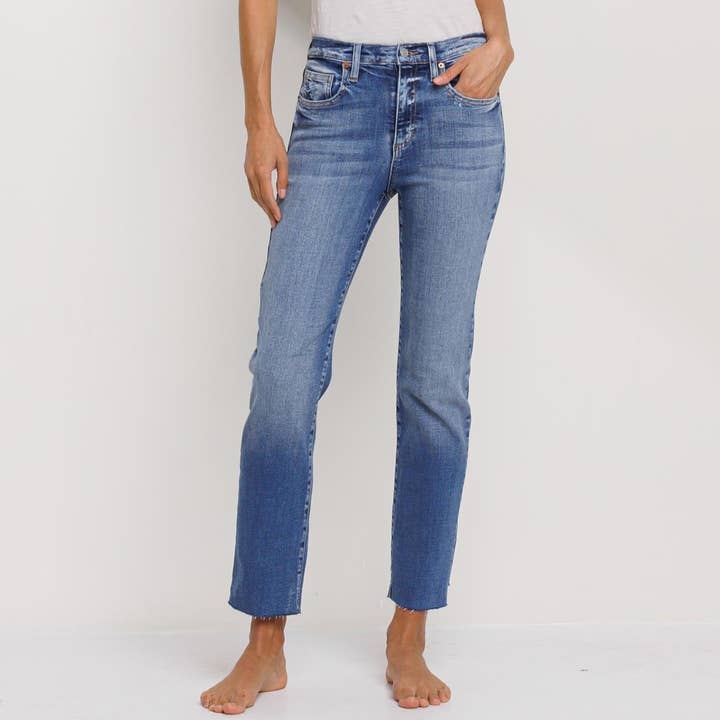 JEANS SLIM RETOS DE CINTURA ALTA COM BAINHA CORTADA, SI2208-SP por atacado de Someday