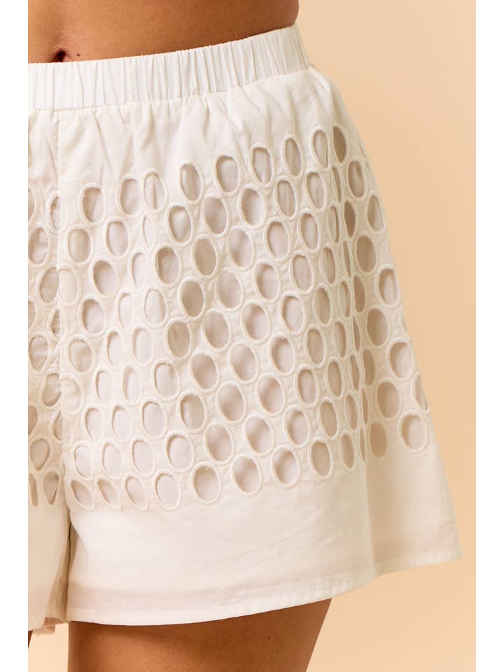 Lalavon - Wholesale Shorts - Women's - ILP4963 EMBROIDERED EYELET DETAIL SHORTS