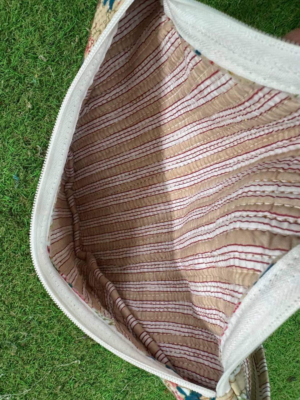 GYPSY STUDIO - Vendita all'ingrosso Marsupio - Donna - Borse in Cotone Kantha Trapuntato Boho Marsupio Avventura5