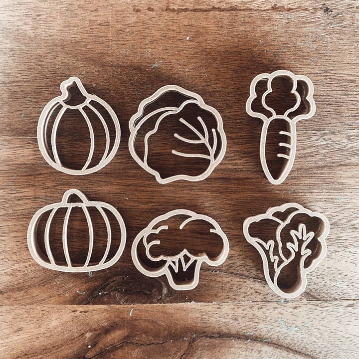 Kinfolk Pantry - Wholesale Toy set – Kids - Vegetable Cutter Set - Eco Playdough Tool2