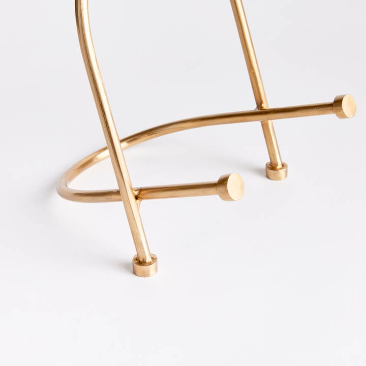 GOLD Hampton Easel Small for wholesale on Faire2