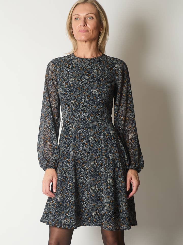 Vestido con Cinturón y Estampado de Naturaleza - Azul Marino para venta al por mayor de SOLO