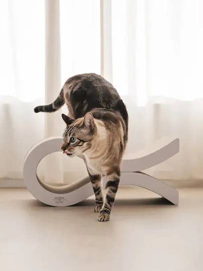 Griffoir ondulé pour chats, carton ondulé, réversible pour la vente par Althea Living
