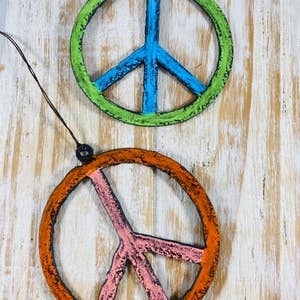 Peace sign hot sale charms wholesale