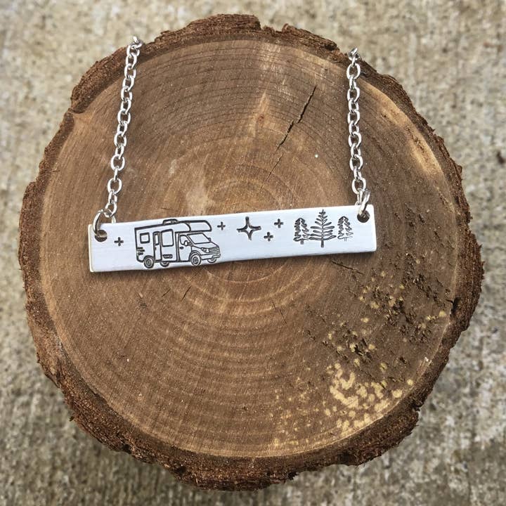 Recreatievoertuig, campingbarketting in zilverkleur voor wholesale door Jamie Haley Designs