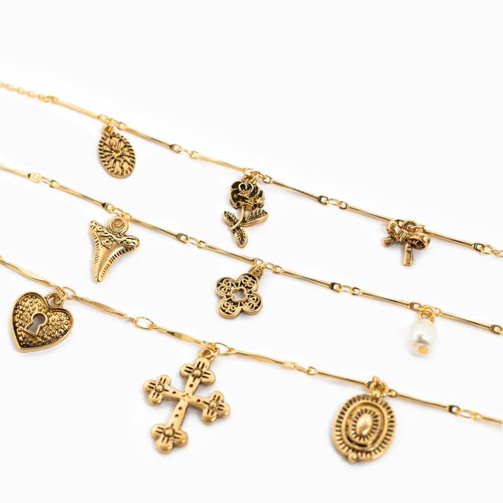 Sessori - Wholesale Pendant/Charm Necklace - 3 Layered Vintage Antique Cross Rose Necklaces