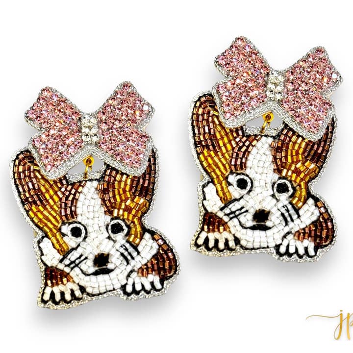 Jolies boucles d'oreilles en corgi et strass à nœud rose pour la vente par Jenny Patrick Designs ™