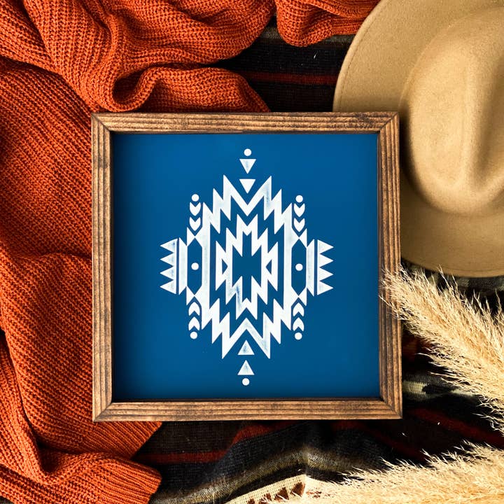 Arte da parete in legno Cheyenne in denim per la vendita all'ingrosso da parte di Southern Mesa Trading Co.