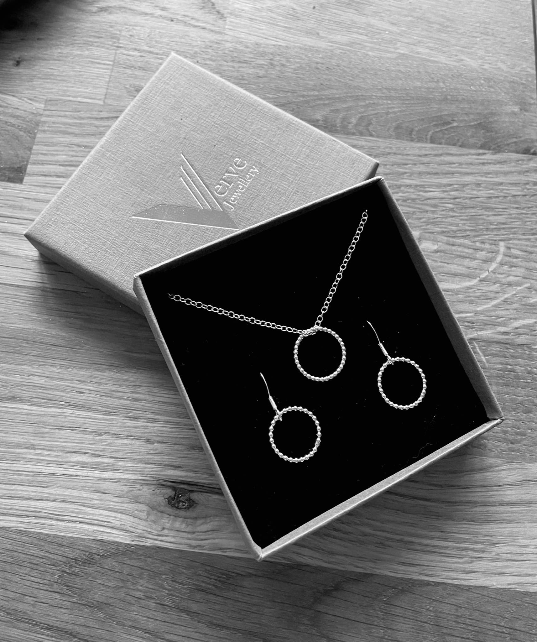Verve Jewellery - Wholesale Jewelry Set - Sterling silver jewellery set, silver circle jewellery set1