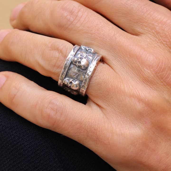 Bague Unisexe Crâne Axle pour la vente par PLATADEPALO