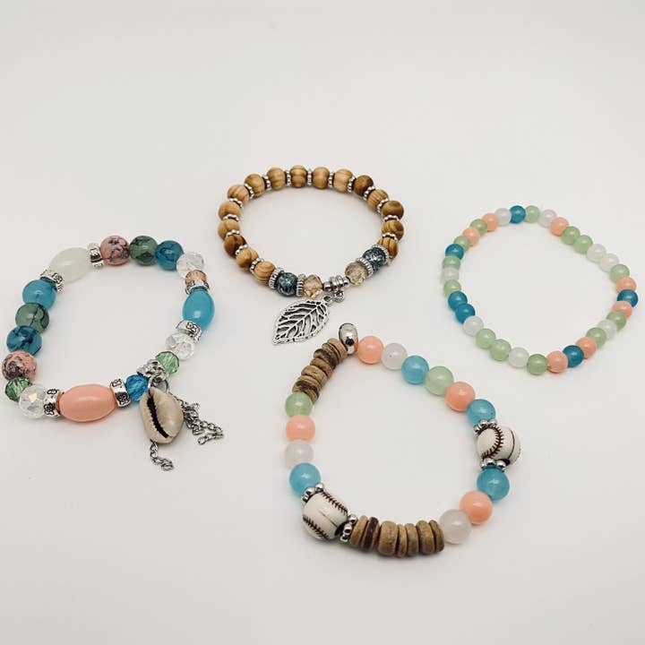 Mio Queena – Großhandel Schmucksets – Böhmisches elastisches Seil handgefertigtes Perlenarmband 4 Stück/Set3