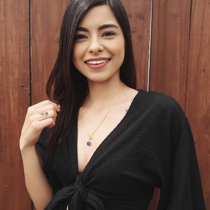 Round Gemstone Gold Interlock Pendant Necklace Toggle Clasp for wholesale by GemMartUSA