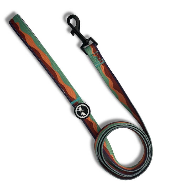 Waves Crest Dog Leash - Ocean-Inspired Elegance for wholesale by T Stark Co
