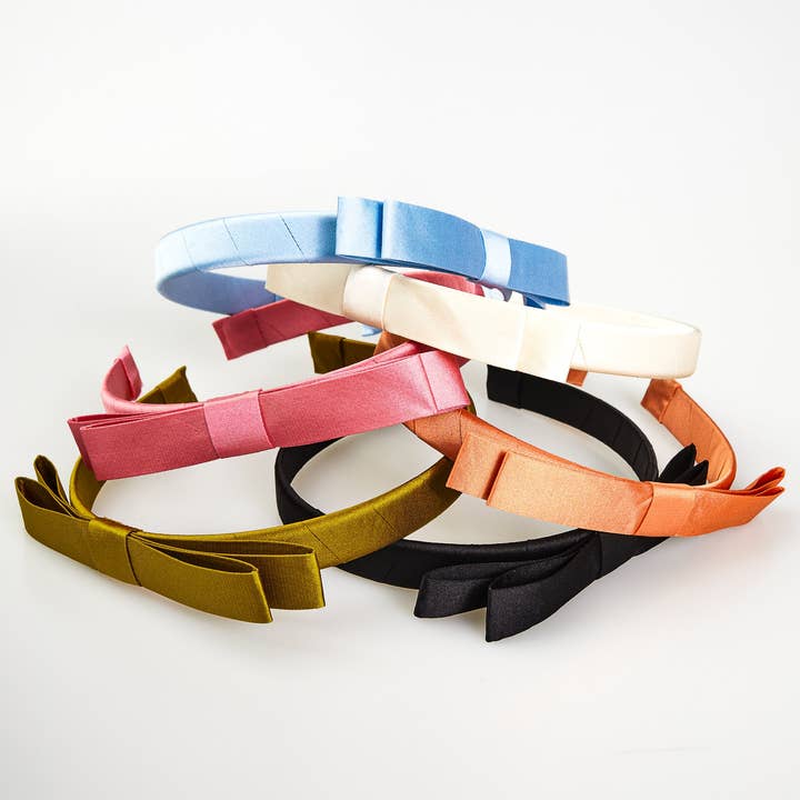 Violet & Brooks – Engroshandel Pandebånd - Dame – Sloane Mini Bow pandebånd5