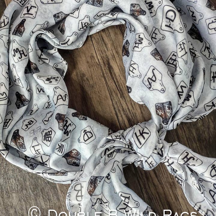Double B Wild Rags - Vendita all'ingrosso Sciarpa - Donna - Fazzoletto da collo bandana Wild Rag nero e grigio con etichette per bestiame e marchi da cowboy occidentale di Double B Wild Rags.