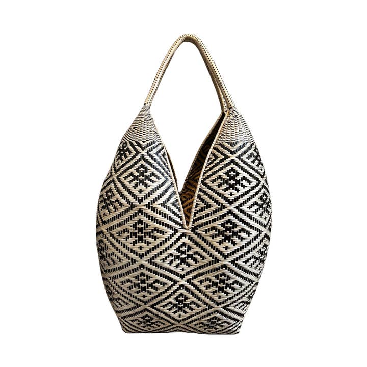 Colombian Basket for wholesale by MOOMOO DESIGNS