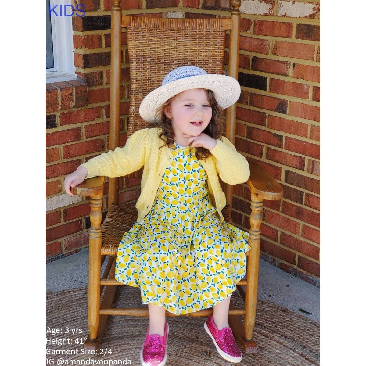 Mak - Vendita all'ingrosso Cardigan - Bambini - Cardigan corto all’uncinetto per bambina con bottoni vintage MK3514KID6