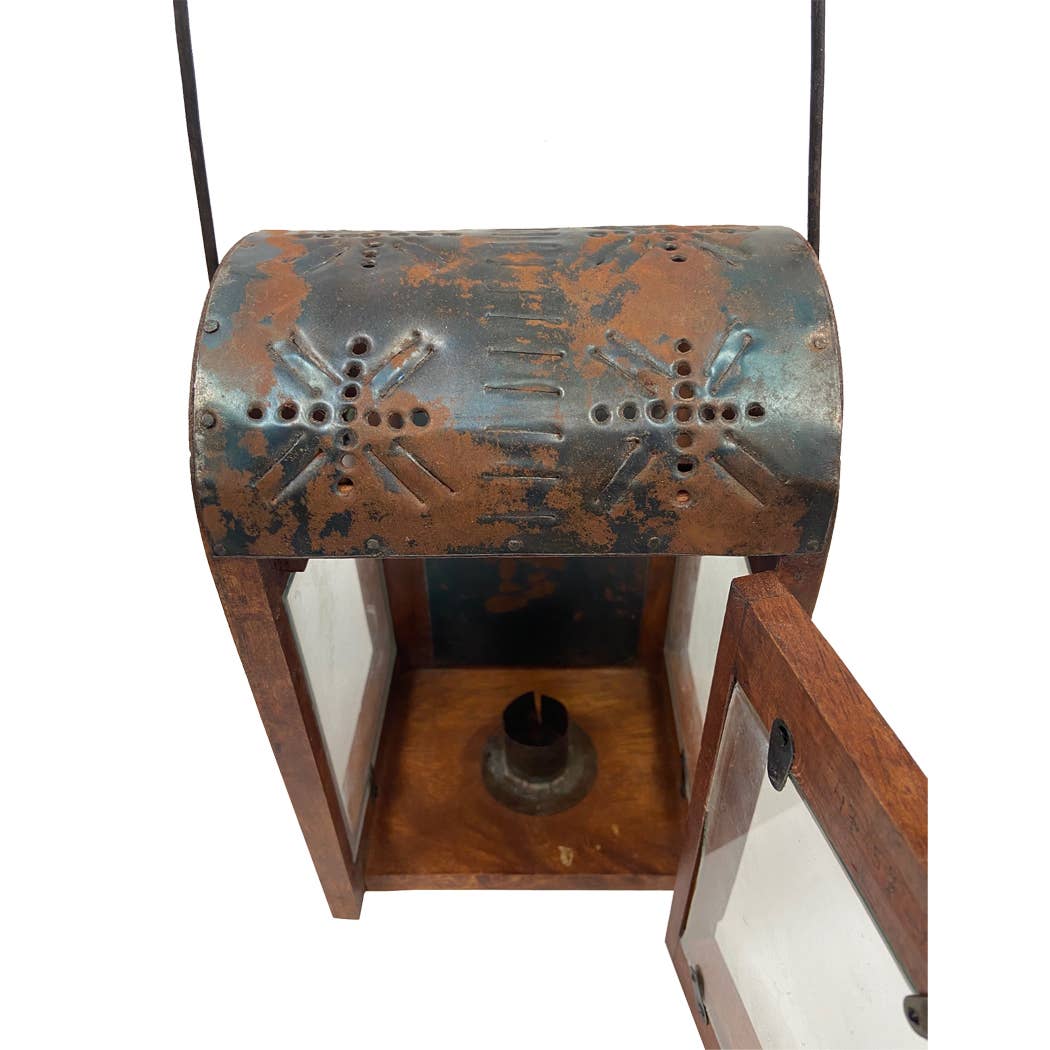 Madison Bay Co. - Historical Home Decor Reproductions - Wholesale Lantaarn - Rustieke koloniale lantaarn met geperforeerd tinnen bovenkant, 10"3