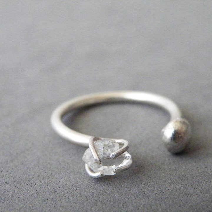 Bague de fiançailles en pierre précieuse, diamant Herkimer brut ajustable pour la vente par SteamyLab