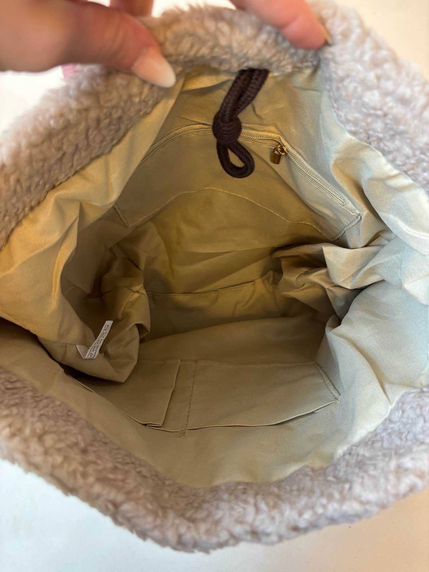 WAUW Fashion - Wholesale Crossbody Bag - Women's - Lexi Bag Teddy | Meerdere Varianten5