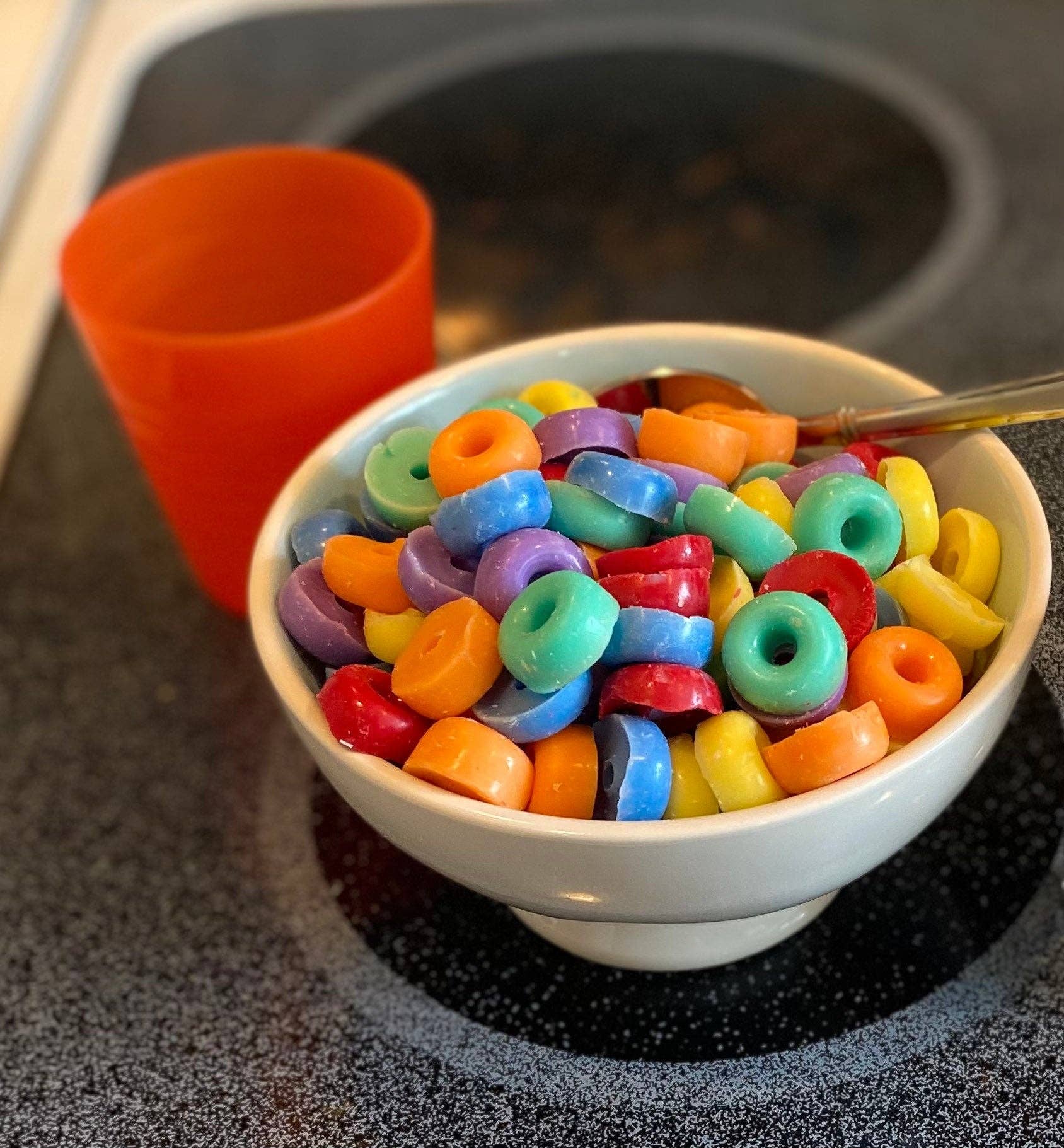 Sugar and Spice Custom Creations - Wholesale Wax Melt - Fruity Loops Wax Melts / Food Shaped Wax Melts1