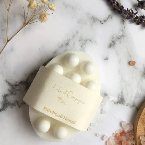 Handmade soap massage bar with essential oils for wholesale by lulu et compagnie