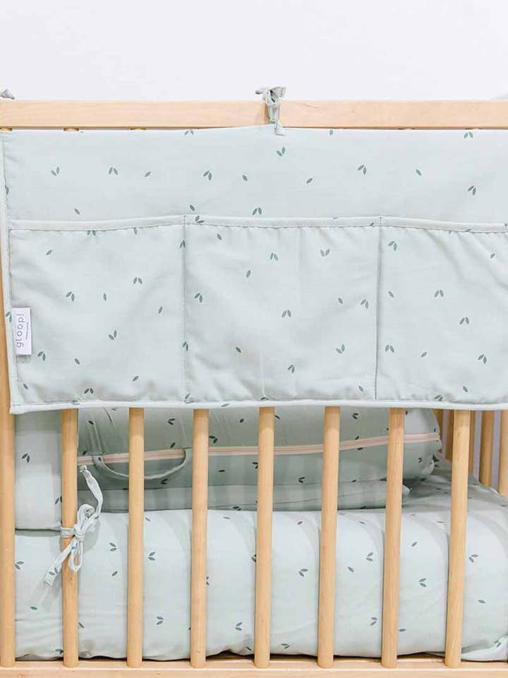 Organisateur de berceau vert biologique pour la vente par gloop!