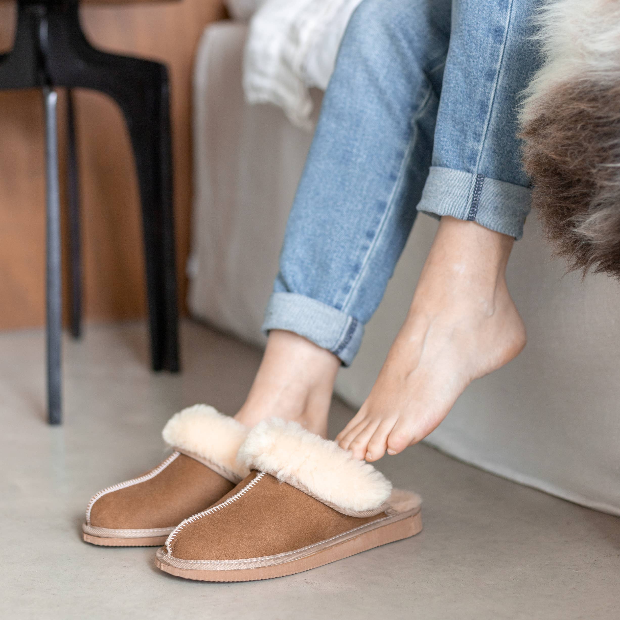 Van Buren – Großhandel Hausschuhe – Damen – Hausschuhe aus Lammfell für Damen2