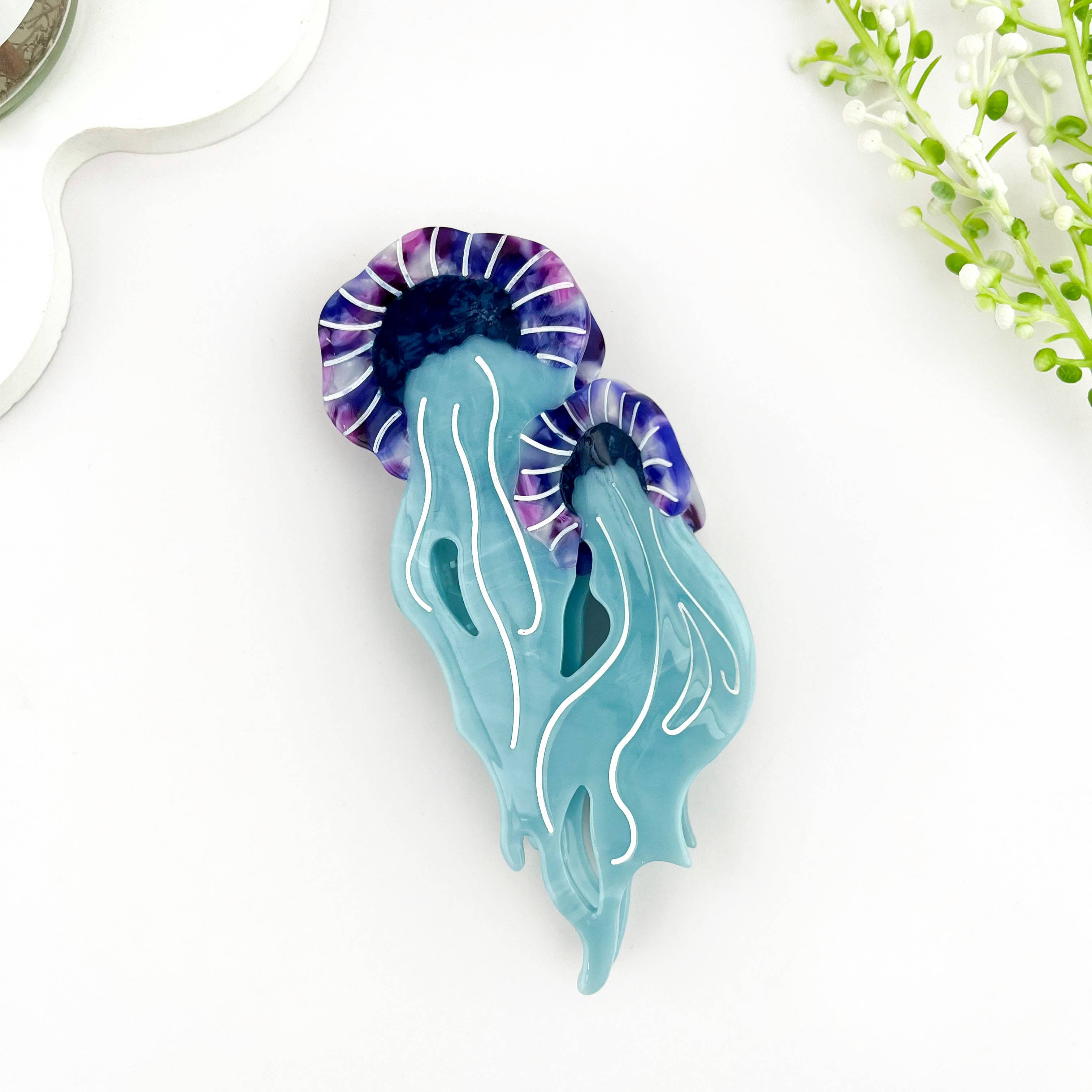 mildstyles - Wholesale Hair Clip - Women's - Graceful Jellyfish Acetate Hair Claw Clip1