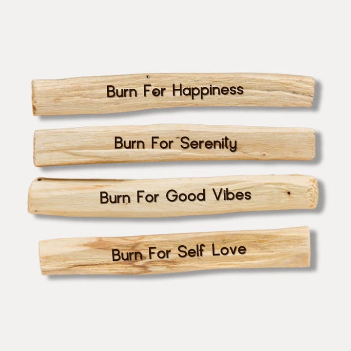 Palo Santo Bundle, 4-pak indgraveret brænde til... for engroshandel hos The Retrograde Shop