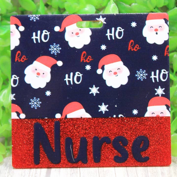 VERPLEEGKUNDIGE Kerstman Badge Buddy voor wholesale door Hylidae Boutique