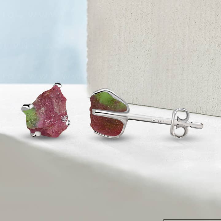Ohrstecker aus natürlichem rohem Rubin mit Zoisit, Sterlingsilber für den Großhandel von Nature Crafts