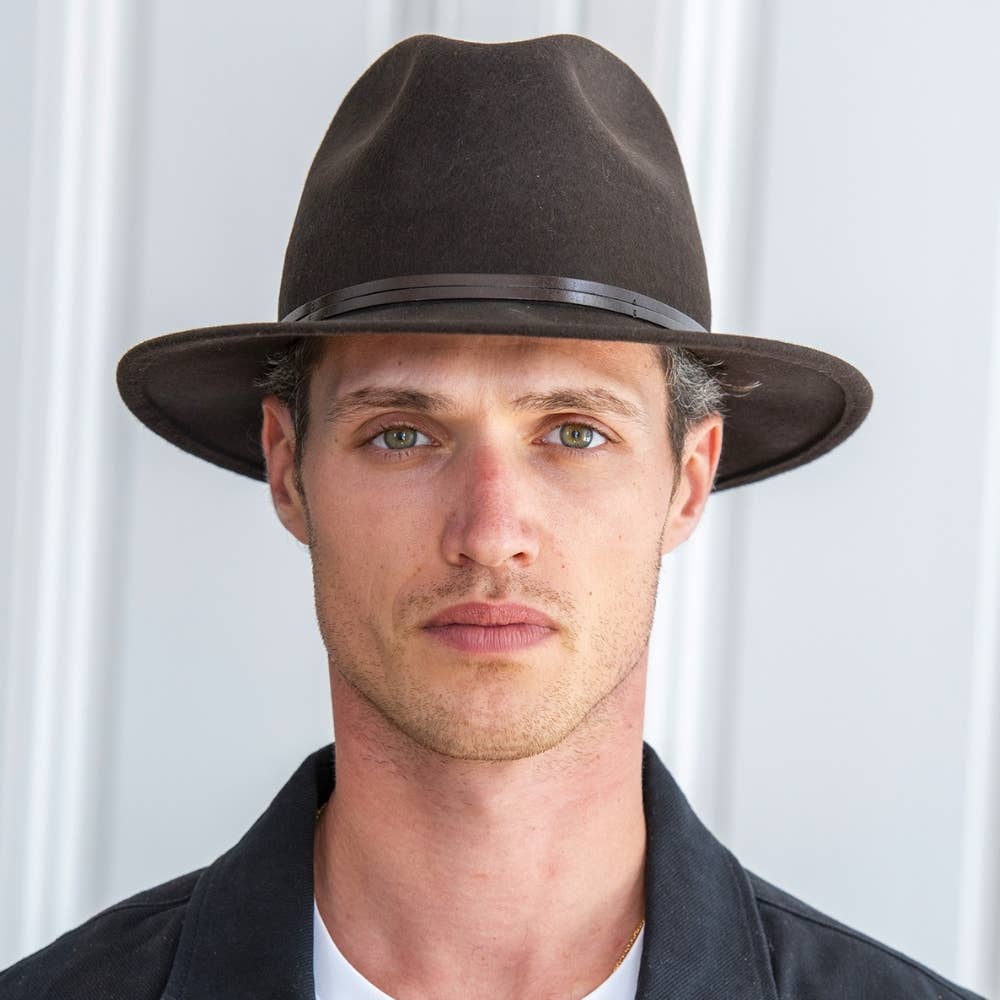 TRAVAUX EN COURS... - Wholesale Fedora - Women's - FELT HAT - leather band, sewn brim38