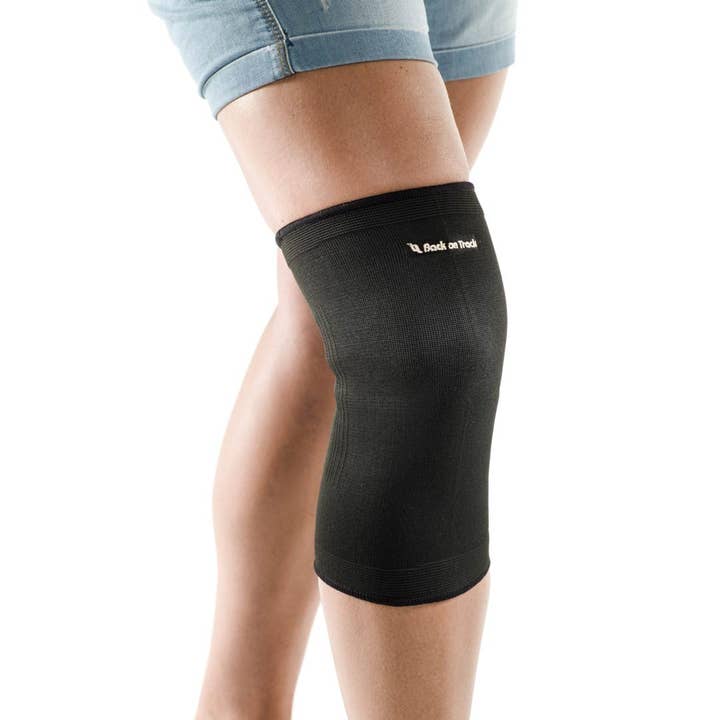JPC Equestrian - Wholesale Knee Sleeve - Back on Track Knee Brace2
