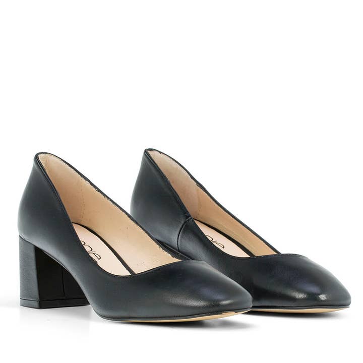 Elodie - Wholesale High Heels - Women's - SOPHIE BLACK LEATHER PUMPS1