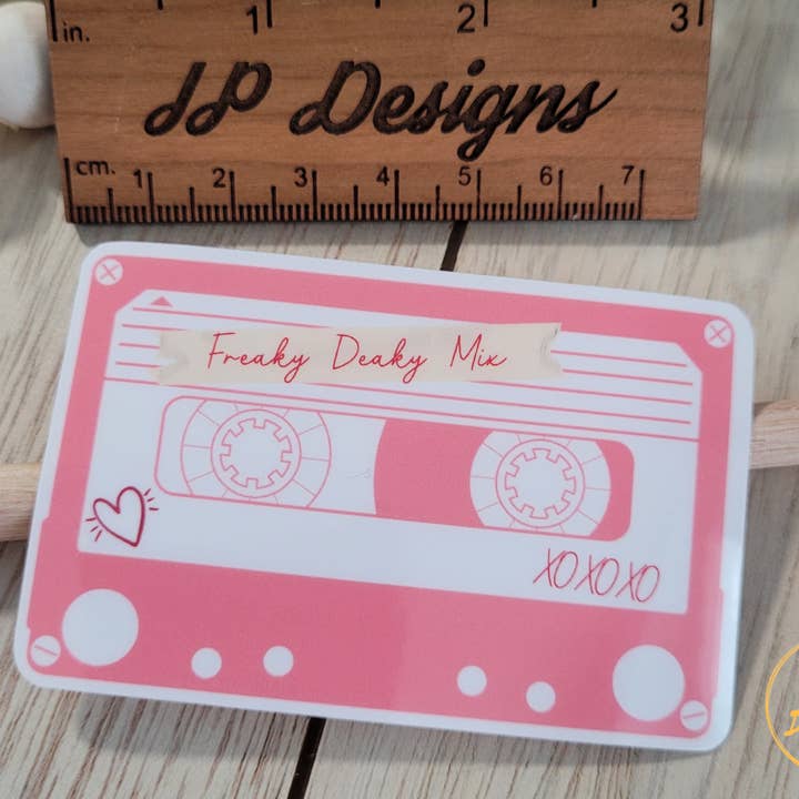Autocollant découpé à l'emporte-pièce Funny Retro Freaky Deaky Mixtape pour la vente par JP Designs