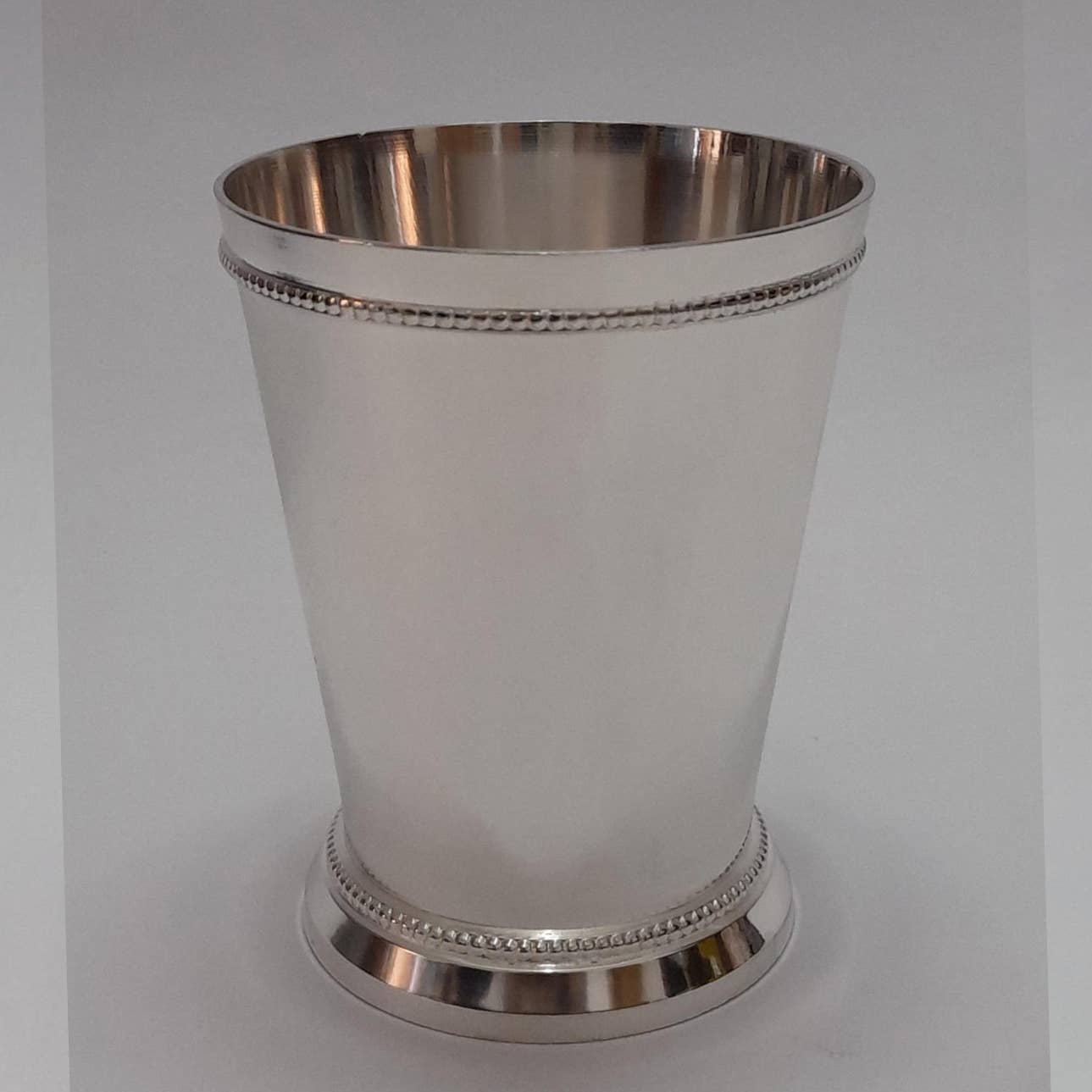 India Handicrafts Inc - Wholesale Decorative Tabletop Object - White Silver Brass Mint Julep Cup (M)1