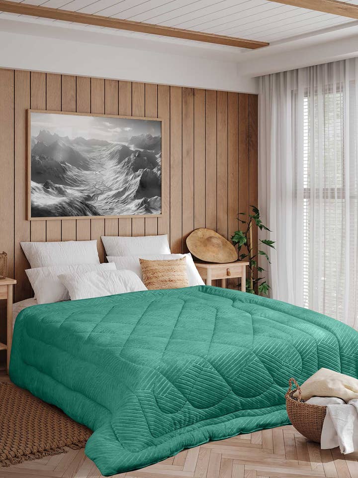 Comforter Bekvam Green for wholesale by MADI