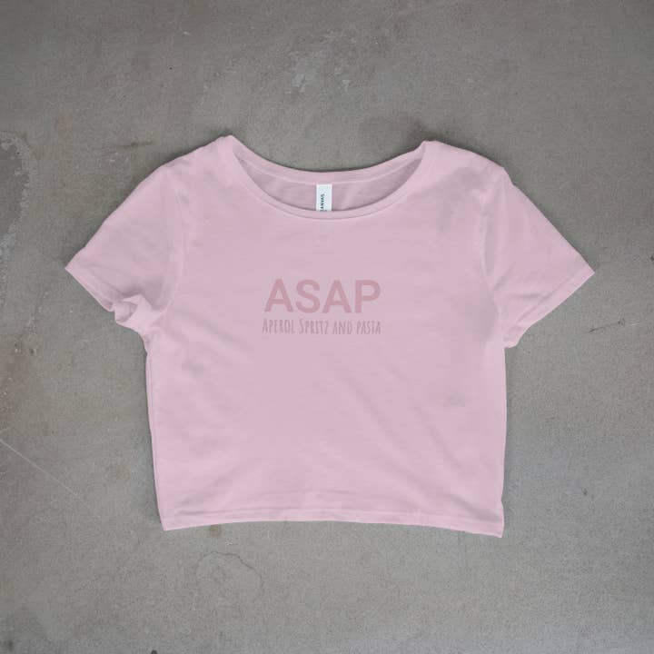 Feel Good Prints – wholesale T-shirt (graphic) – unisex – Aperol Spritz and Pasta Funny Crop Top T-shirt