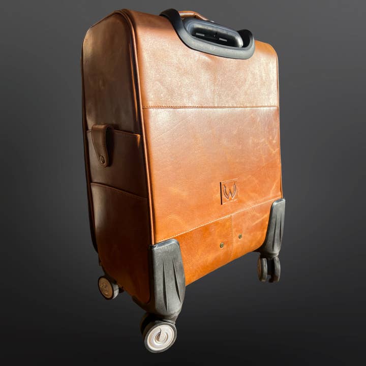 Westrian International - Vente Valises - Valise à roulettes en cuir équestre occidental1