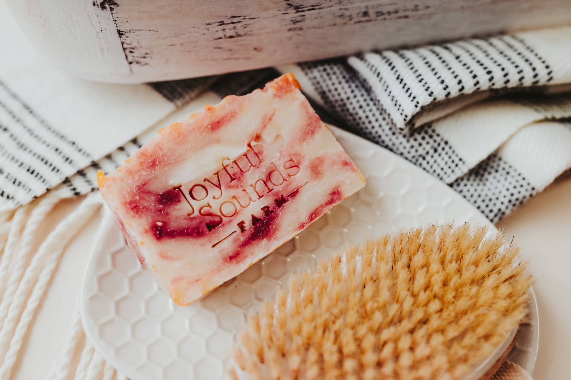 Joyful Sounds Farm - Wholesale Bar Soap - Winter Collection - Peppermint Goat's Milk Bar Soap2