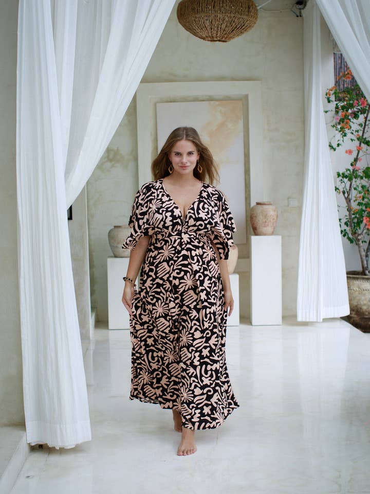 Robe Papillon Suka Boho pour la vente par Bali Queen