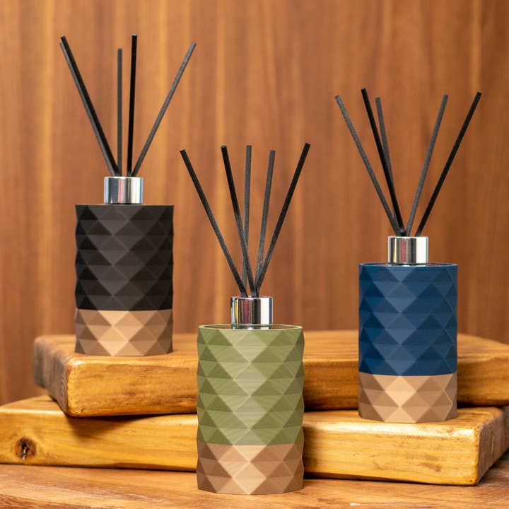 Tall Reed Diffuser Bottle (100ml) with Diamond Pattern for wholesale by Vantage 3D Prints