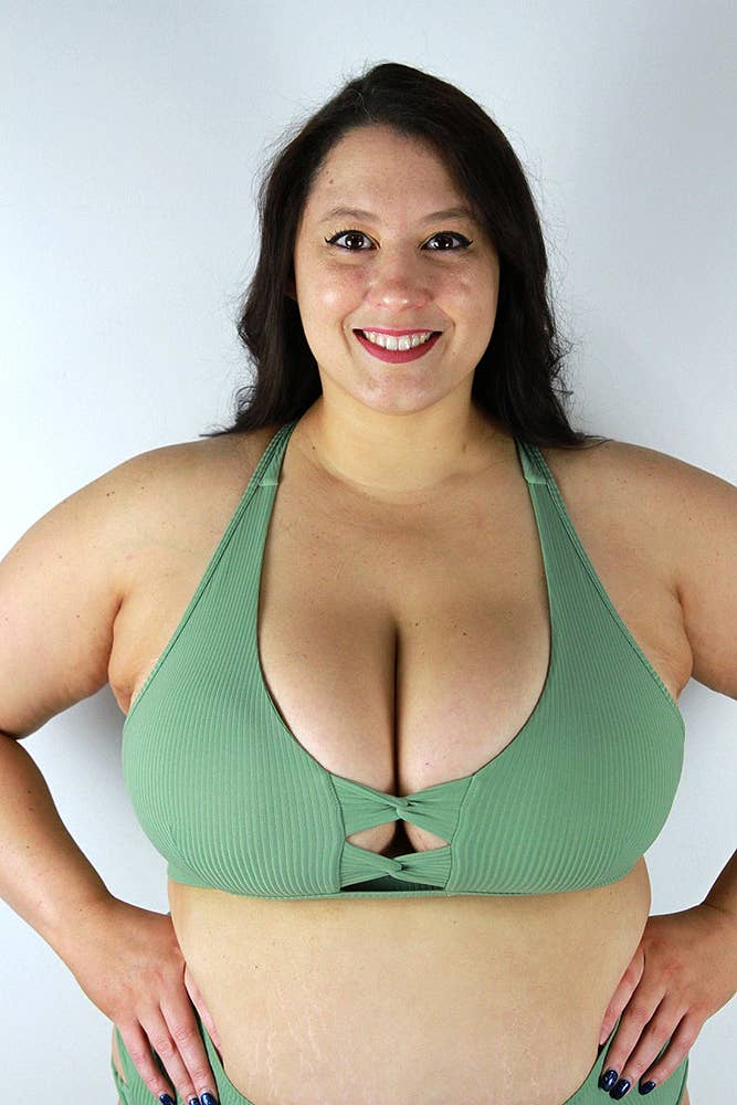 Sasha Sports Bra - Sage Green for wholesale on Faire2
