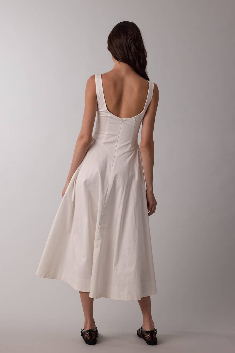 Sky to Moon - Vente Robe – femme - ROBE MIDI ÉVASÉE À ENCOLURE BATEAU EN FORME DE U DE COULEUR UNIE3