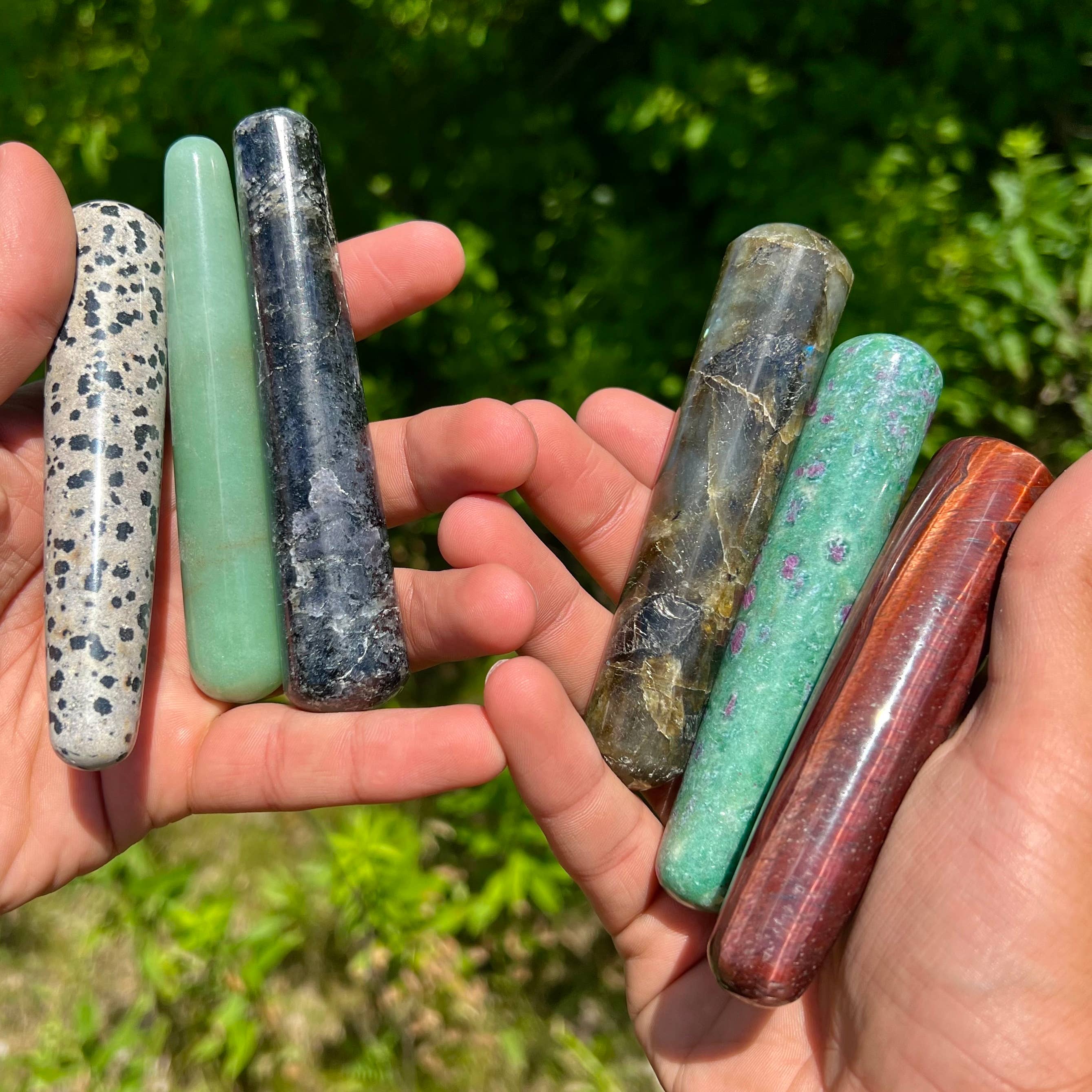 Quasar Gems USA – Großhandel Spiritueller Stein/Kristall – Massage-Werkzeuge aus Edelsteinen5