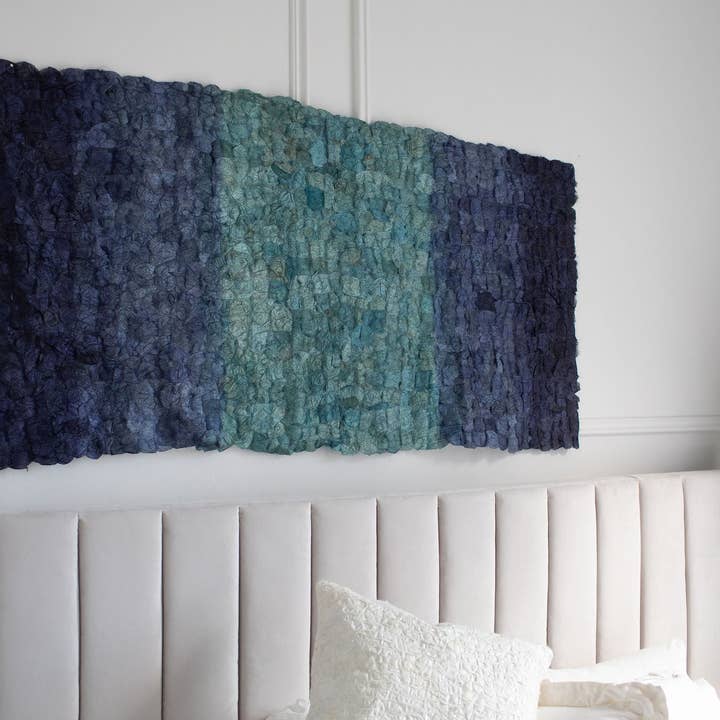 Wild Silk Farve Field Væghængende - Indigo for engroshandel hos Tanana Madagascar