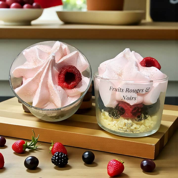 Red and Black Fruit Gourmet Candle for wholesale by Scently Home