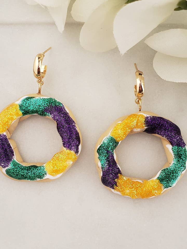 Kungstårta | Mardi Gras lerörhängen Food Fat Tuesday för wholesale av LulaLina Design